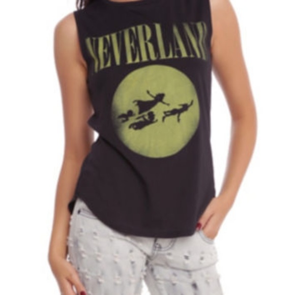 Hot Topic Tops - Hot Topic Disney Peter Pan Neverland Tank Top